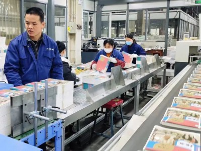 
印厂过年|春节我在岗!印刷人过年"不打烊"