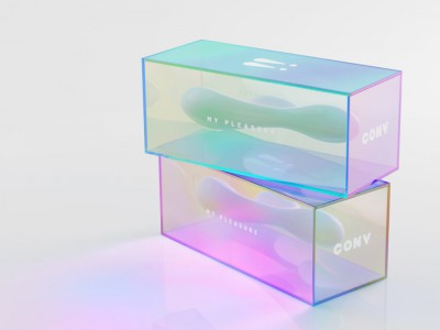 Cony
via：Studio Unbound
利用玩具的弧形和形式为灵感，将字体设计得柔软而坚固，符合品牌和产品调性。
